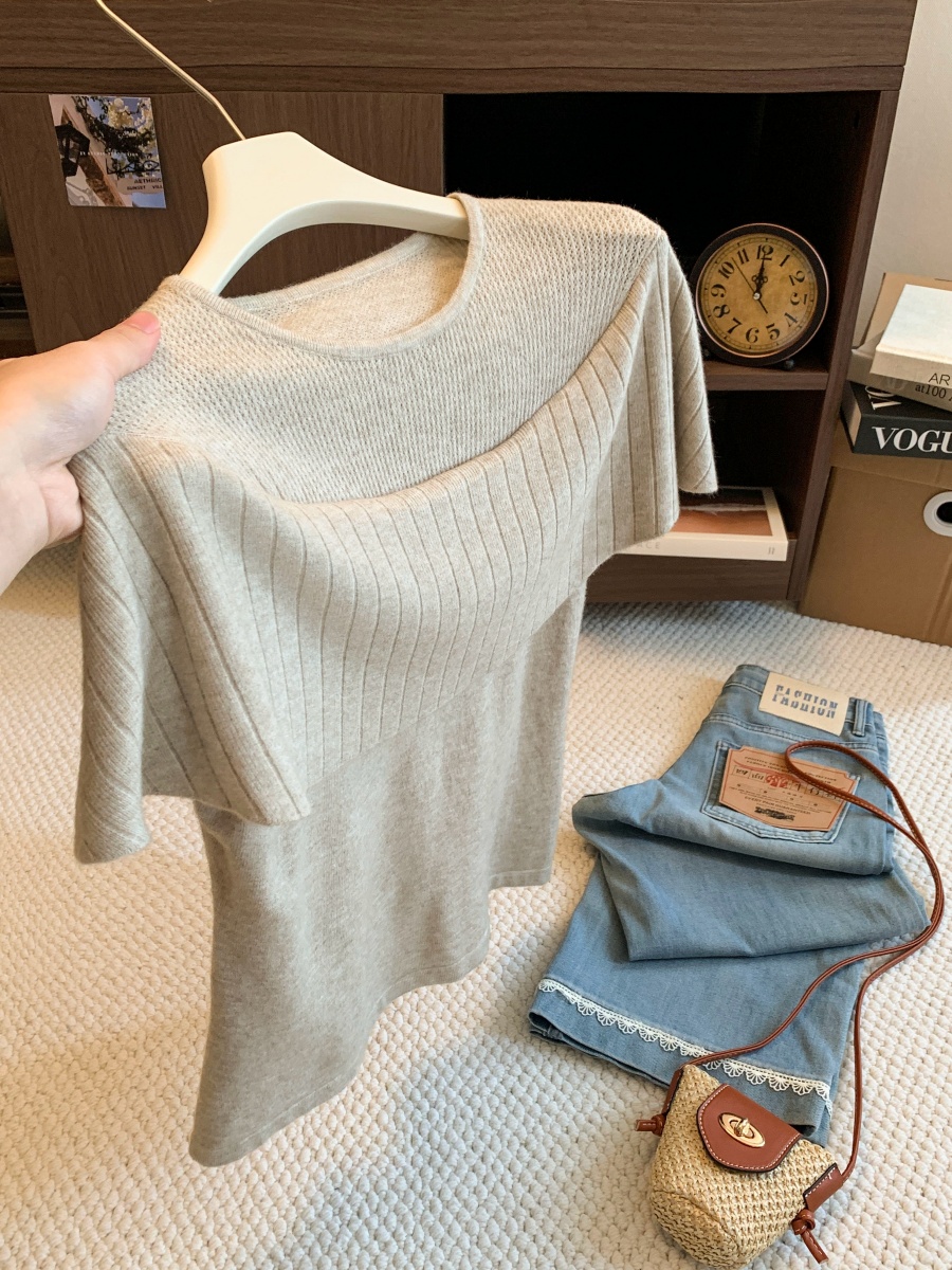 Women’s Korean Style Faux Two-Piece Cape Knit Sweater 2026 Slimming Pullover Top