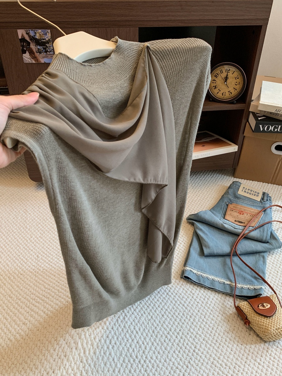 Women’s Sleeveless Knit Top with Ribbon Detail French Minimalist Style 2026 Early Autumn Slimming